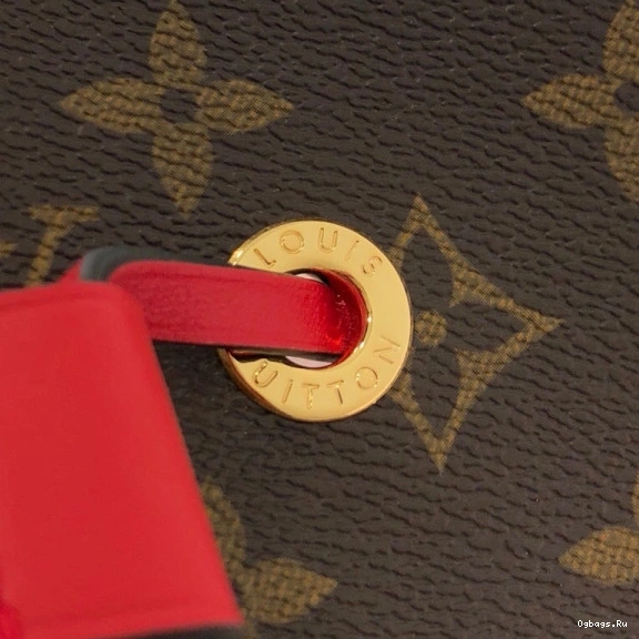 VUITTON NÉONOÉ LOUIS 0206